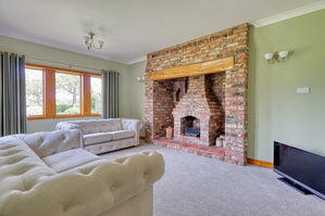 Lounge- click for photo gallery